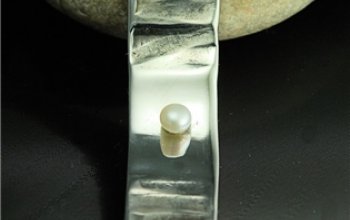 KREDUM® Hynek Kalista Kovaný přívěsek z nereové oceli a perla - Margaritifera - KS3002