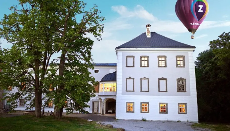 Pobyt na zámku a romantický let balónem ve dvou