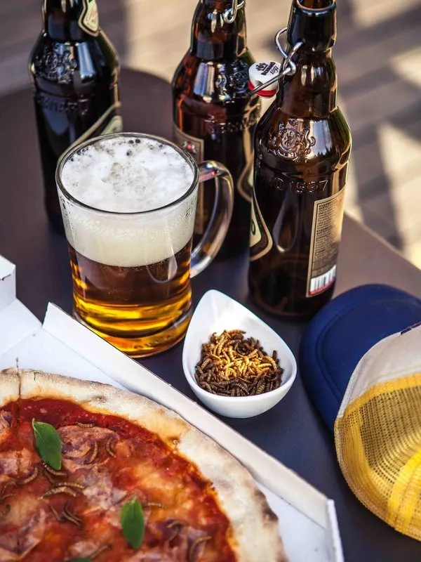Domácí degustace piva s pivovarem Zlatá Kráva - balíček "Pivní klasika" + bedna 4 druhů piva