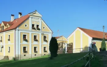 Romantický pobyt na statku Stein — dvoudenní wellness pro dva + pětichodová večeře při svíčkách