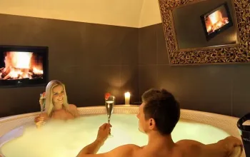 Exkluzivní wellness na zámku se 4-chodovým degustačním menu
