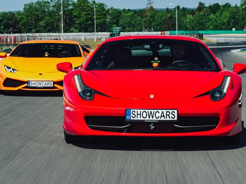 Lamborghini Huracán vs. Ferrari 458 Italia