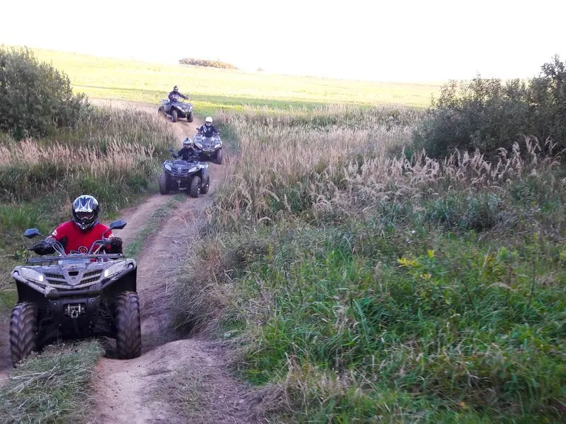 Offroad jízda na čtyřkolkách