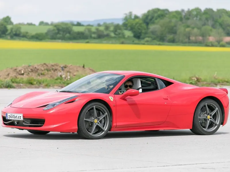 Jízda ve Ferrari 458 Italia
