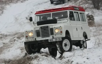 Land Rover offroad