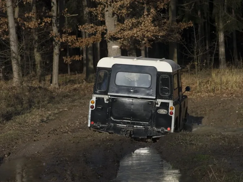 Land Rover offroad