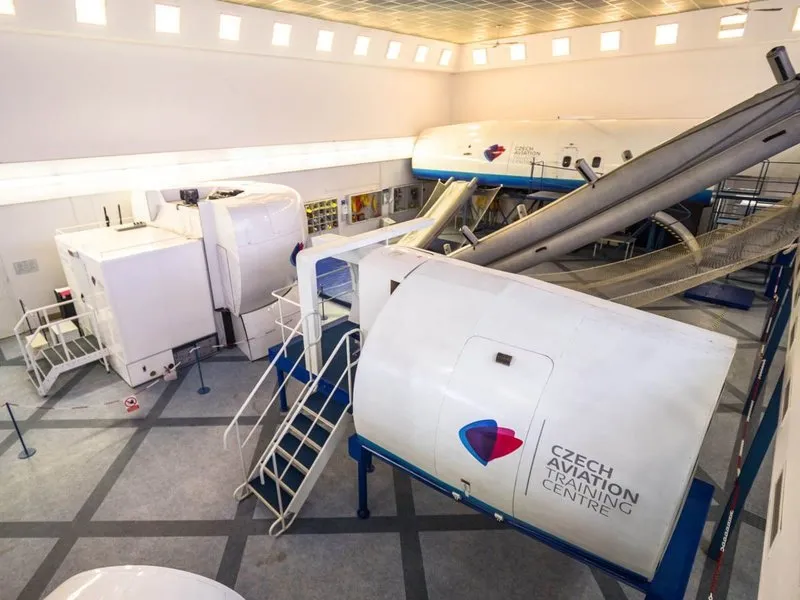 Certifikovaný plně pohyblivý simulátor Boeing 737