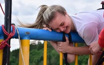 Bungee jumping z mostu ve dvou
