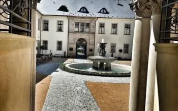 Romantická večeře v zámecké krčmě