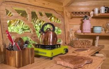 Romantický pobyt v Treehousu