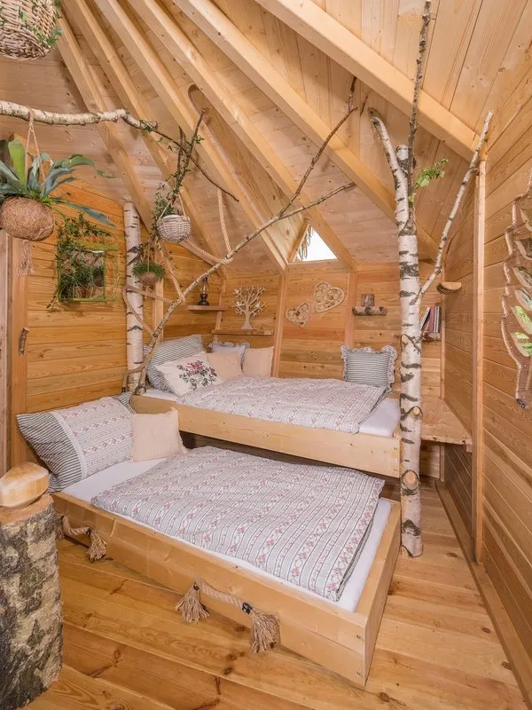 Romantický pobyt v Treehousu
