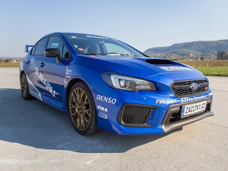 Jízda v Subaru Impreza WRX STI na polygonu