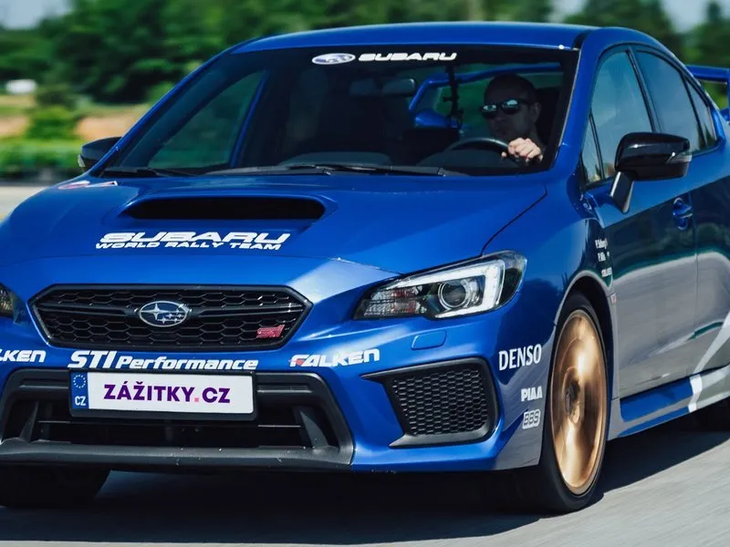 Jízda v Subaru Impreza WRX STI na polygonu