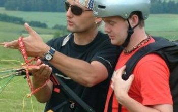 Kurz paraglidingu