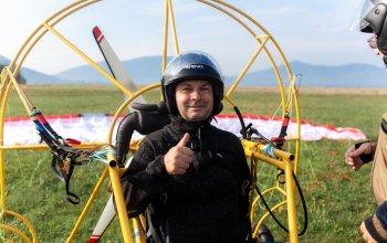 Motorový paragliding