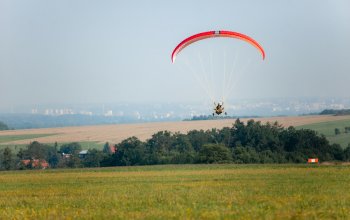 Motorový paragliding