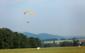 Motorový paragliding