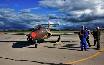 Zážitkový let stíhačkou L-29 Delfín