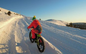 Jízda na sněhu na fatbike