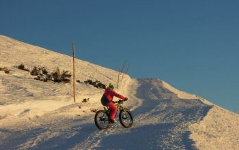 Jízda na sněhu na fatbike