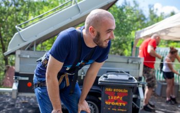 Bungee jumping z nejvyššího mostu ČR