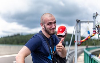 Bungee jumping z nejvyššího mostu ČR