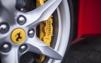 Jízda ve Ferrari 488 Spider na okruhu