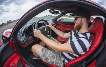 Jízda ve Ferrari 488 Spider na okruhu