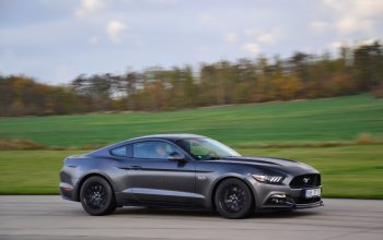 Škola smyku ve Fordu Mustang GT