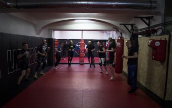 Trénink brazilského Jiu jitsu se zkušeným zápasníkem