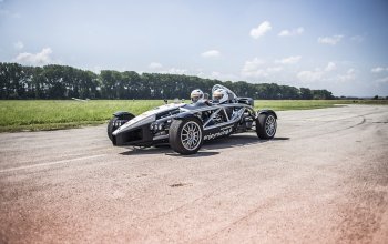 Jízda na okruhu v Ariel Atom Vysočina