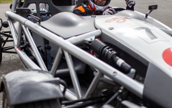 Jízda na okruhu v Ariel Atom Vysočina