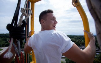 Bungee jumping až 110 metrů z jeřábu Praha