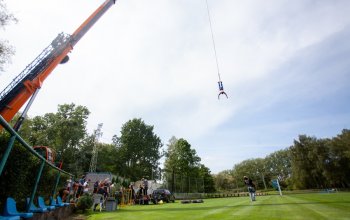 Bungee jumping až 110 metrů z jeřábu