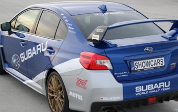 Závodní den se supersporty