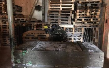 Army pánská jízda v paintballové aréně