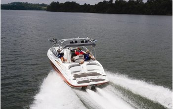 Jízda motorovým člunem Yamaha AR230 Praha