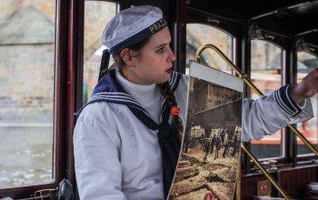 Plavba na lodi pražskými Benátkami Praha