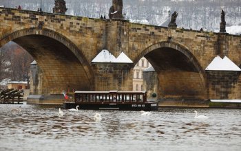 Plavba na lodi pražskými Benátkami Praha