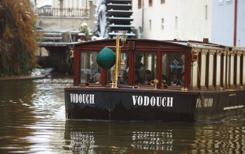 Plavba na lodi pražskými Benátkami Praha
