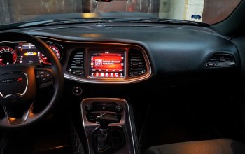 Pronájem auta Dodge Challenger Praha