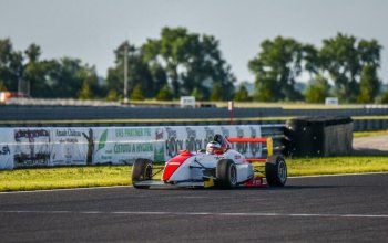 Jízda na okruhu Slovakia Ring Zahraničí