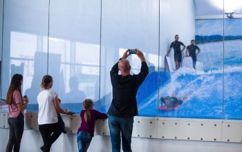 Indoor surfing Praha