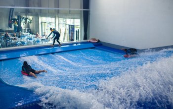 Indoor surfing Praha