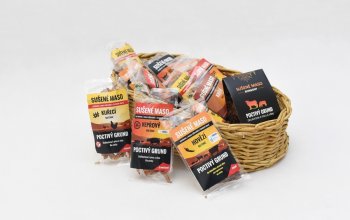 Dárkový koš sušeného masa – 12 balení + masové bonbony jako dárek Celá ČR