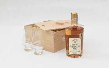 Dárkové balení whisky Trebitsch + 2 skleničky Celá ČR