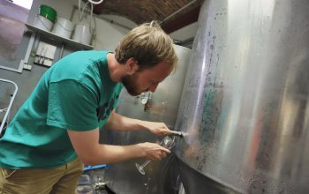 Pivní výlet: Z Prahy za řemeslnými pivovary Praha