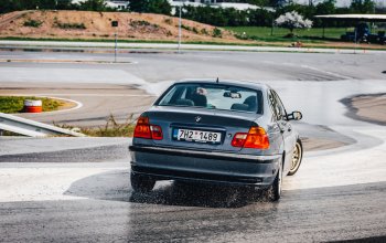 Zábavný kurz bezpečné jízdy