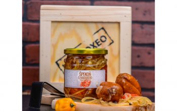 Originální dárková bedna s chilli: velmi pálivá