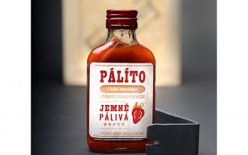 Originální dárková bedna s chilli: velmi pálivá